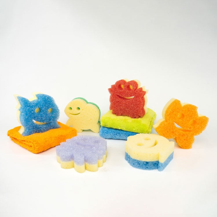 Scrub Daddy summer shape bundle out of packaging